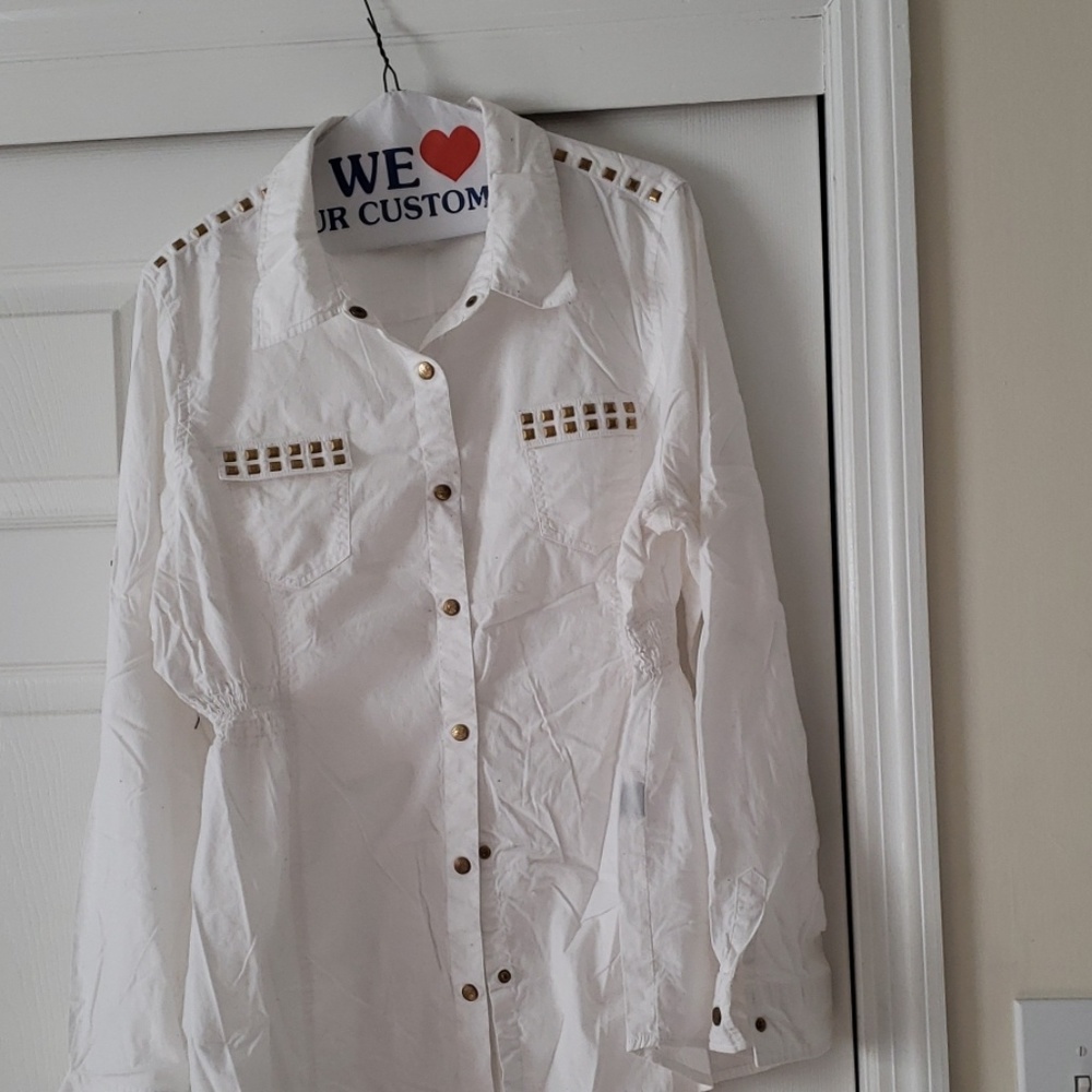 White shirt